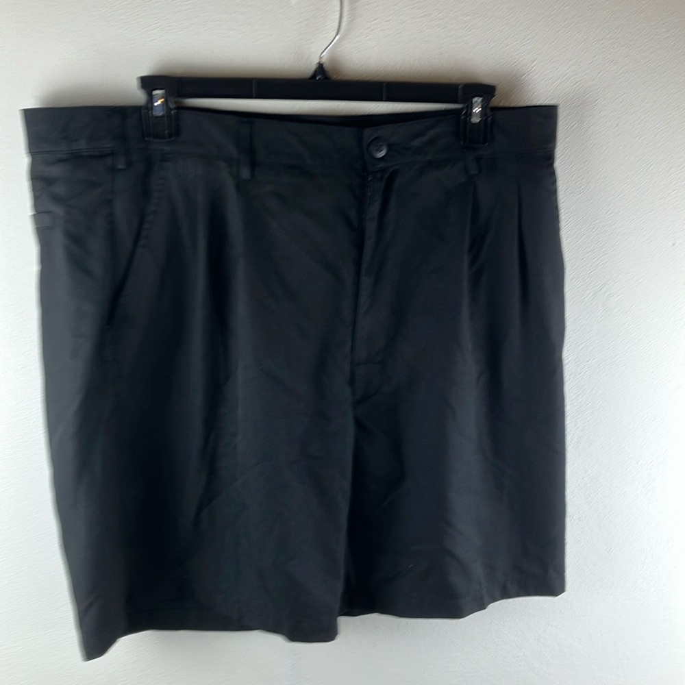 Reebok Men's Golf Shorts Size 42 Black